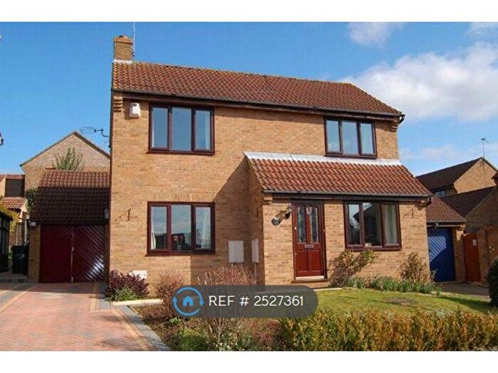 3 Bedroom Detached House To Rent In Verdant Vale, Northampton, NN4