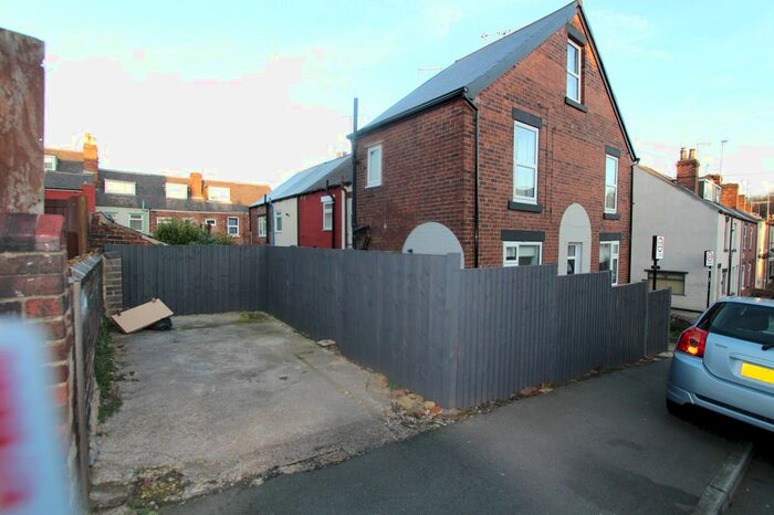 3 Bedroom Semi-Detached House To Rent In Ball Road, Hillsborough, Sheffield S6