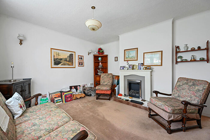 2 Bedroom End Of Terrace House For Sale In Carmelite Close, Harrow, HA3
