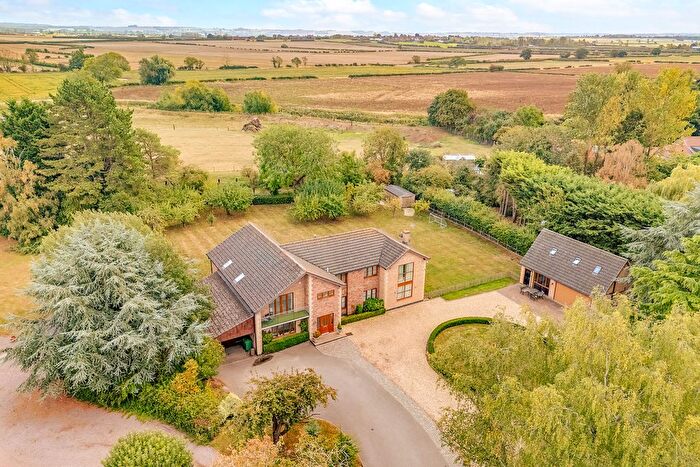 6 Bedroom Detached House For Sale In Town Street, Westborough, NG23