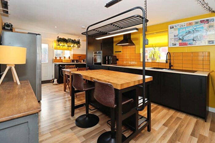 2 Bedroom Bungalow For Sale In Walton Road, Bristol, Avon, BS11