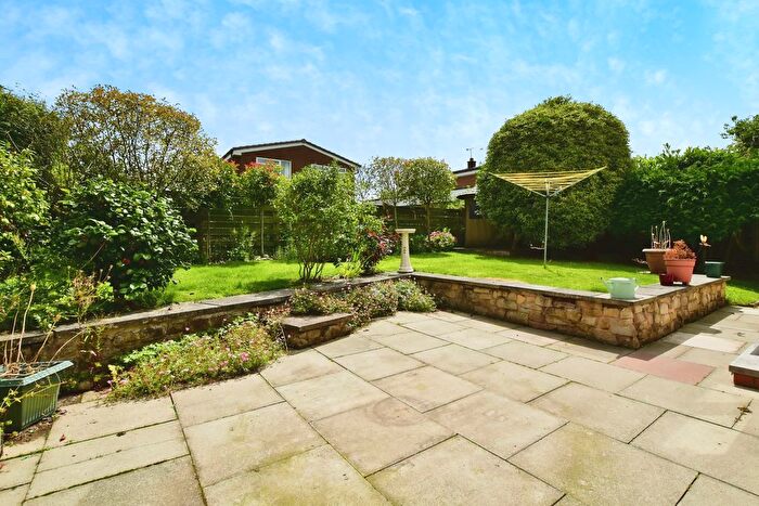 2 Bedroom Link Detached House For Sale In Higher Downs, Knutsford, WA16