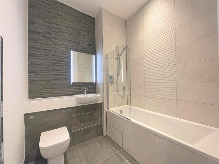 1 Bedroom Apartment To Rent In Meadow, Basingstoke, RG23