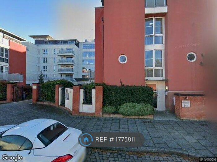 2 Bedroom Flat To Rent In Watkin Road, Leicester, LE2