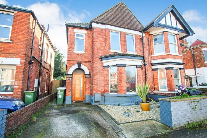 3 Bedroom Semi Detached House For Sale In Radnor Park Road, Folkstone, CT19