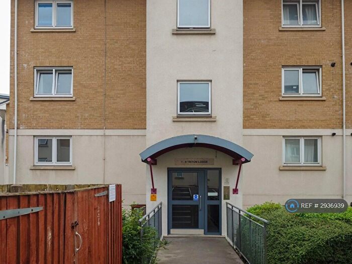 2 Bedroom Flat To Rent In Triton Lodge, Erith, DA8