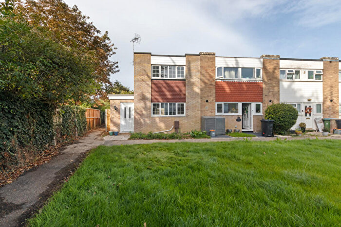 2 Bedroom End Of Terrace House For Sale In Hawkins Close, Rose Green, West Sussex, PO21