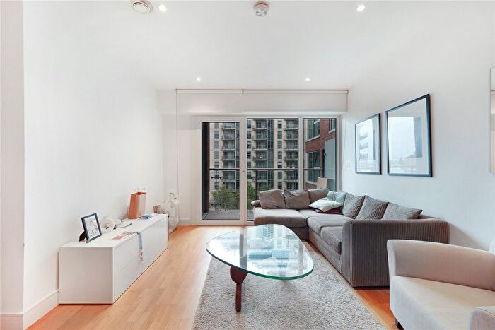 2 Bedroom Flat To Rent In Spinnaker House, Battersea, SW18