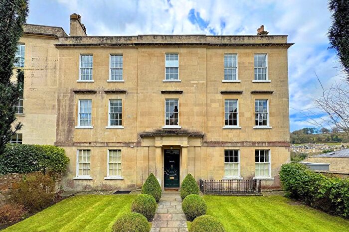 3 Bedroom Flat For Sale In Church Street, Widcombe, Bath, BA2