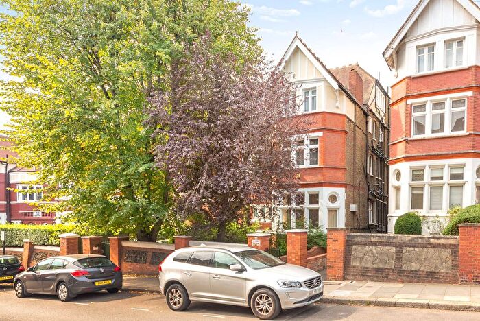1 Bedroom Flat For Sale In Frognal, Hampstead, London, NW3