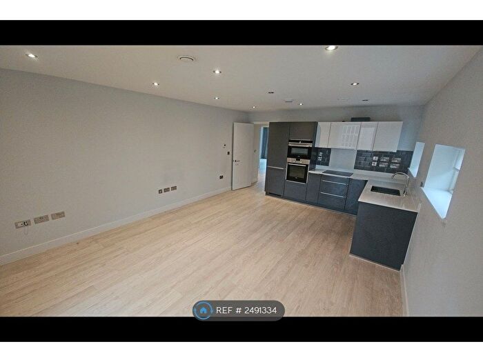 2 Bedroom Flat To Rent In Great Northern Road, Cambridge, CB1