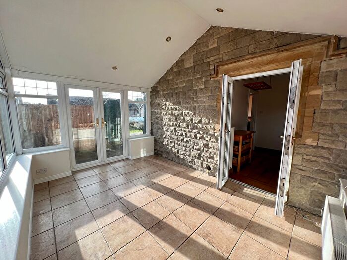 2 Bedroom End Of Terrace House To Rent In Pen-Y-Fai, Bridgend, CF31