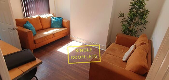 4 Bedroom Terraced House To Rent In Gilman Street, Stoke-On-Trent, ST1