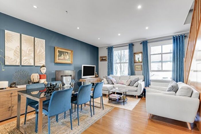 3 Bedroom Flat To Rent In Archel Road, London, W14