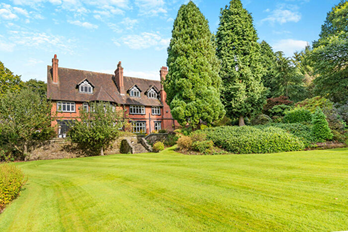 7 Bedroom Detached House For Sale In Idlerocks, Stone, Moddershall, ST15