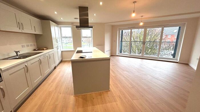 2 Bedroom Flat To Rent In Sandpiper Drive, Doncaster, DN4