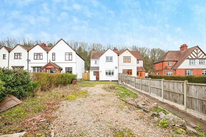 3 Bedroom Semi-Detached House For Sale In Woodside, Old Arley, CV7