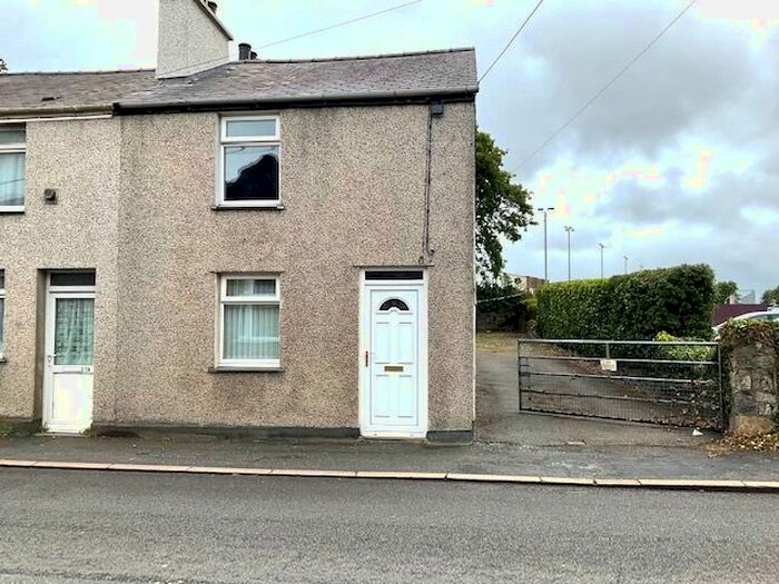 2 Bedroom End Of Terrace House To Rent In Dingle View, Penrallt, Llangefni, Ynys Mon, LL77