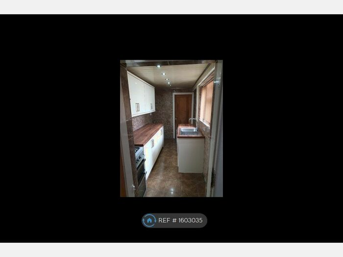 2 Bedroom Terraced House To Rent In Whittaker Street, Blackburn, BB2