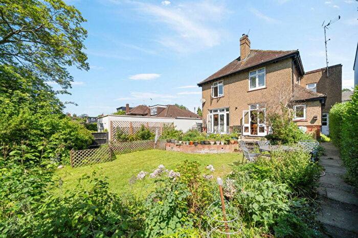 5 Bedroom Detached House For Sale In Milton Road, London, NW7
