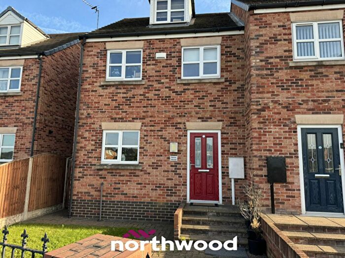 3 Bedroom Semi-Detached House To Rent In Marshland Road, Thorne, Doncaster, DN8