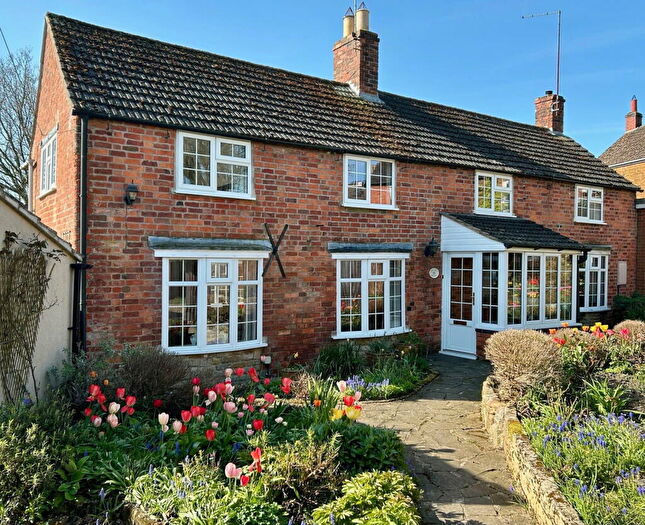 4 Bedroom Cottage For Sale In Owston Road, Knossington, LE15