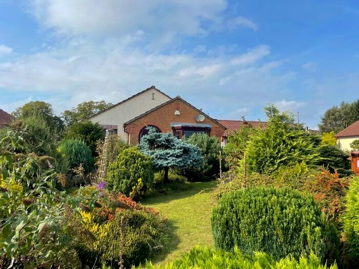 2 Bedroom Detached Bungalow For Sale In Corbie Way, Pickering, YO18