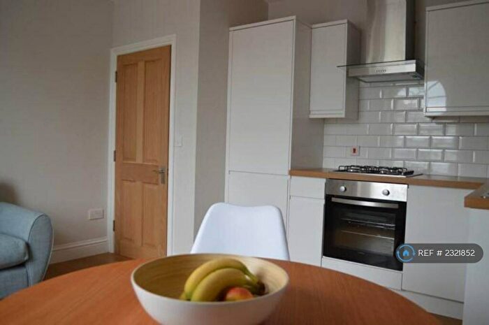 1 Bedroom Flat To Rent In Dorchester Road, Weymouth, DT4