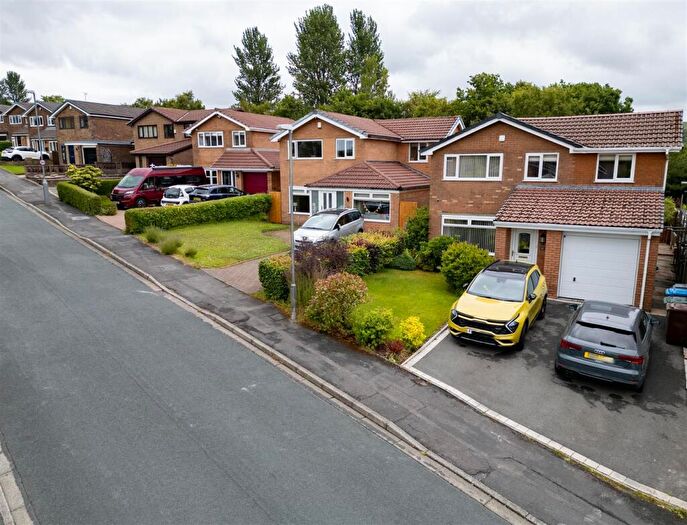 4 Bedroom House For Sale In Cherry Tree Way, Rossendale, BB4