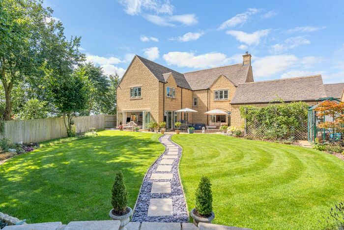 5 Bedroom Detached House For Sale In Top Farm, Kemble, Cirencester, GL7