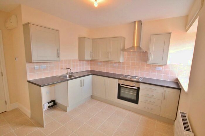 3 Bedroom Flat To Rent In Elder Road, Northallerton, DL6