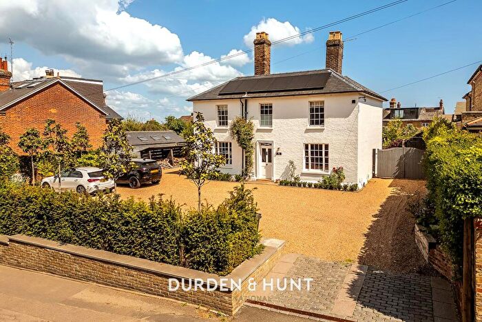 4 Bedroom Detached House For Sale In Coopers Hill, Ongar, CM5