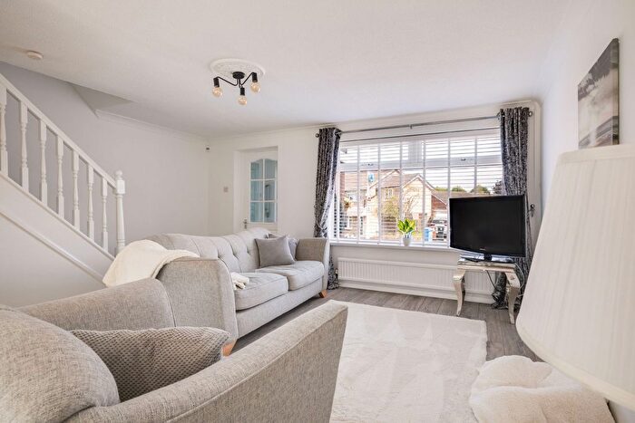 3 Bedroom Terraced House For Sale In Shearwater Road, Offerton, Stockport, SK2