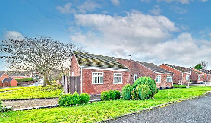 1 Bedroom Bungalow For Sale In Winsor Avenue, Hednesford, Cannock, WS12