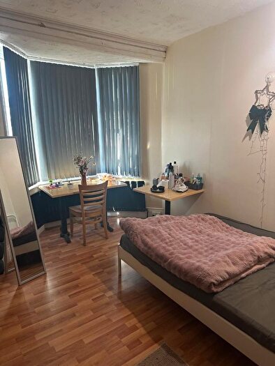 5 Bedroom Terraced House For Sale In Condercum Road, Benwell, Newcastle Upon Tyne, NE4