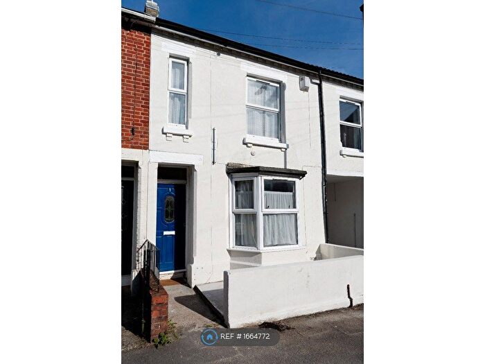 5 Bedroom Terraced House To Rent In Berkeley Road, Southampton, SO15