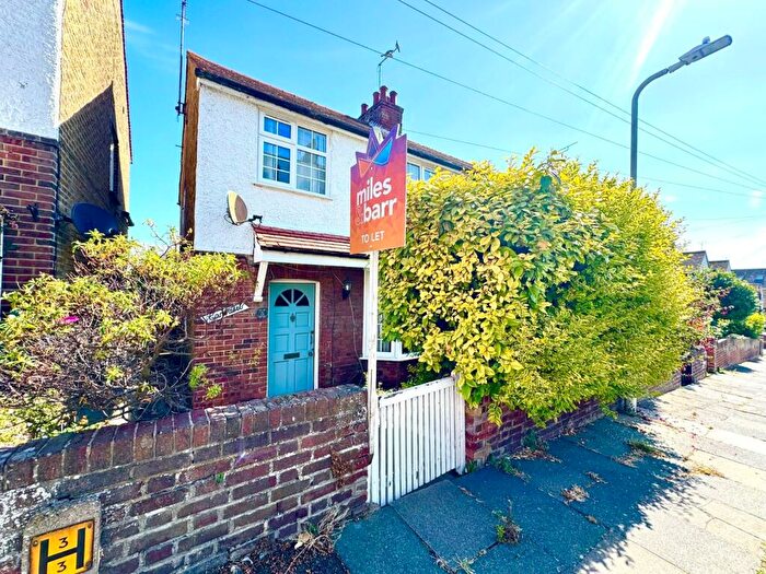 3 Bedroom House To Rent In Prospect Road, Broadstairs, Kent, CT10