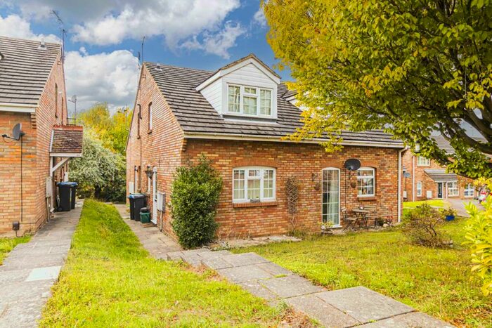 1 Bedroom Cluster House To Rent In Hunters Close, Tring, HP23