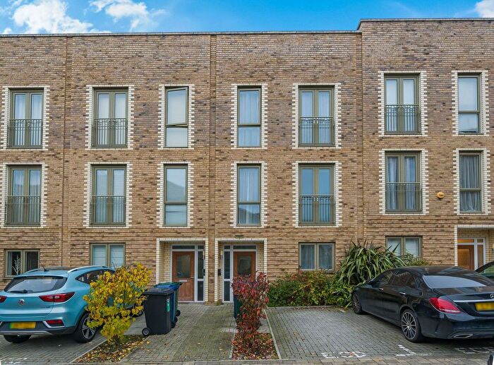 4 Bedroom End Of Terrace House To Rent In Coxwell Boulevard, Mill Hill, London, NW9