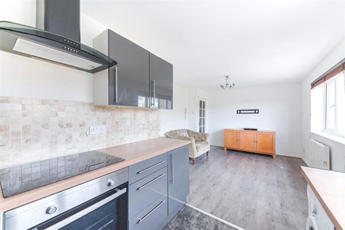 1 Bedroom Flat To Rent In Westferry Road, Docklands, E14