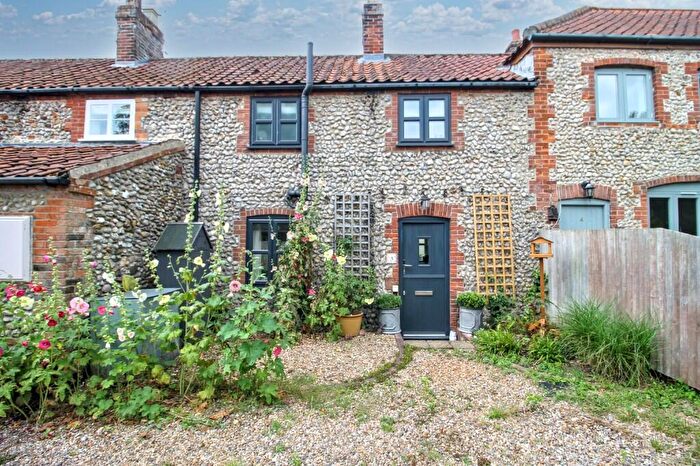 2 Bedroom Cottage For Sale In The Street, Thornage, NR25
