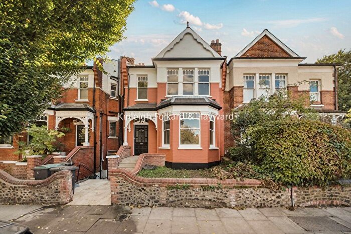 5 Bedroom Terraced House For Sale In Dukes Avenue, Muswell Hill, London, N10