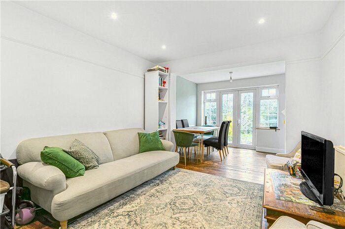 4 Bedroom Semi-Detached House To Rent In Nelson Gardens, Whitton, Hounslow, TW3