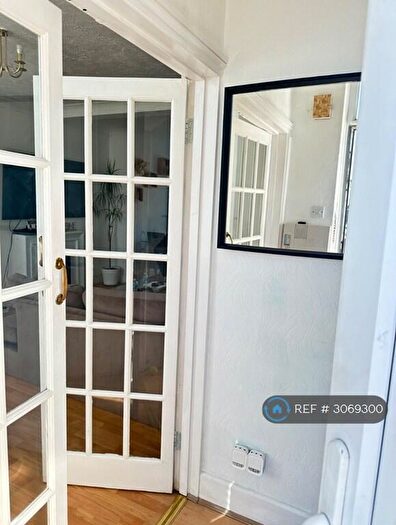3 Bedroom Terraced House To Rent In Seaside, Eastbourne, BN22