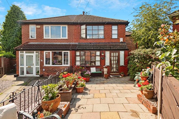 2 Bedroom Semi-Detached House For Sale In Furnival Close, Denton, Manchester, Greater Manchester, M34
