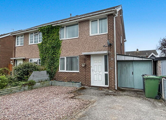 3 Bedroom Semi-Detached House For Sale In Cheltenham Way, Kew, Southport, PR8