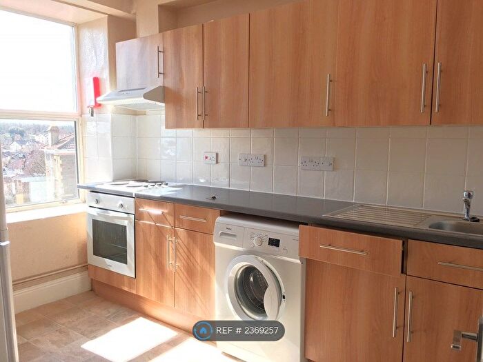 1 Bedroom Flat To Rent In Claremont Road, Bristol, BS7