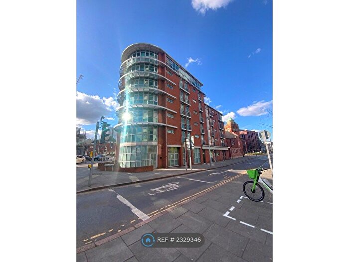 3 Bedroom Flat To Rent In Bloomsbury Court, Nottingham, NG1
