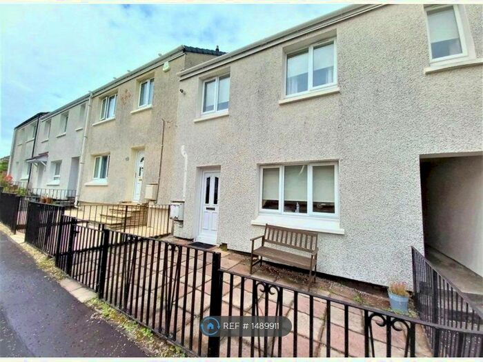 3 Bedroom Terraced House To Rent In Clifton Place, Coatbridge, ML5