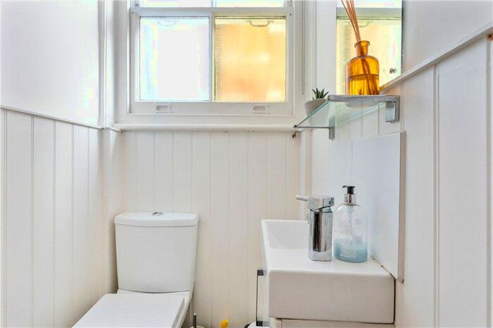 1 Bedroom Flat For Sale In Rosary Gardens, South Kensington, SW7